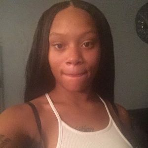 Meet your Posher, Janaya